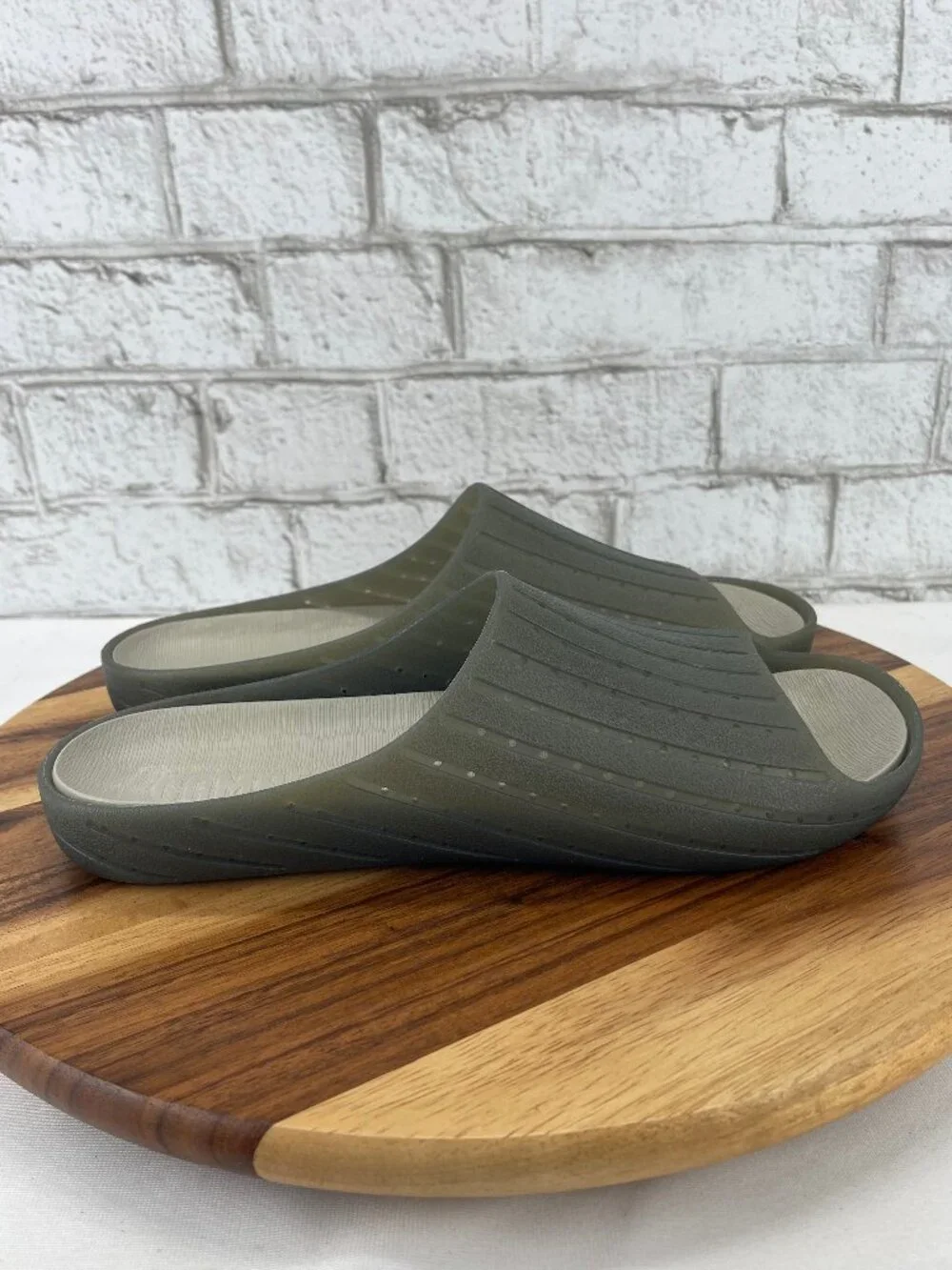 Camper no sandals